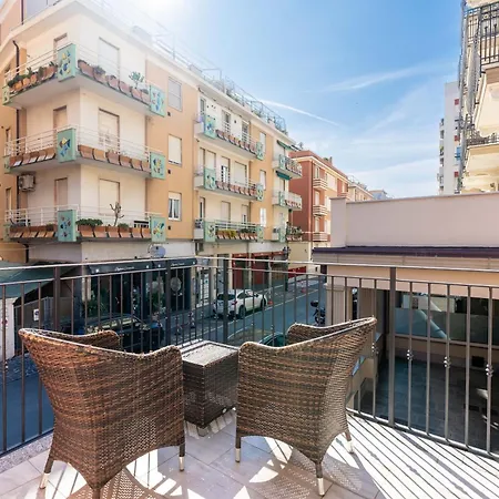Apartment Hostdomus - Casa Madi *