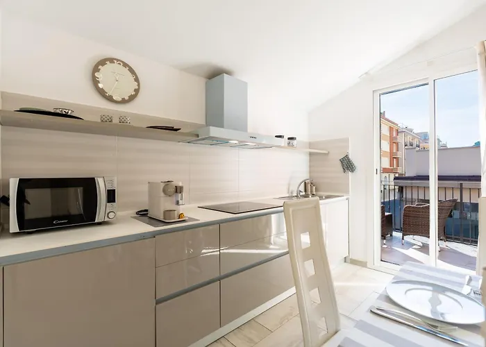 Hostdomus - Casa Madi